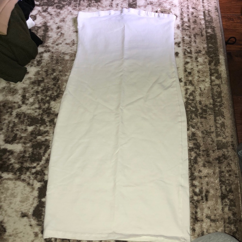 Bodycon white dress